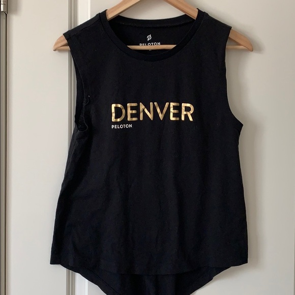 Peloton āDenverā. tank size M